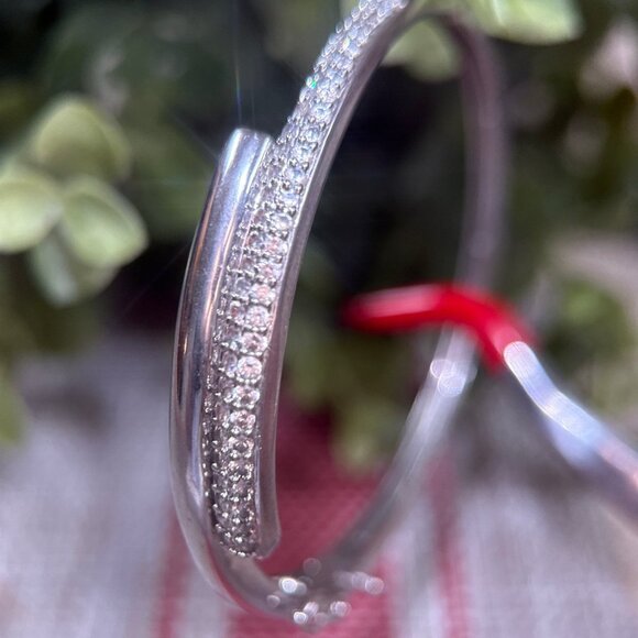 Pave Cz Bypass Design Bangle - Picture 5 of 11